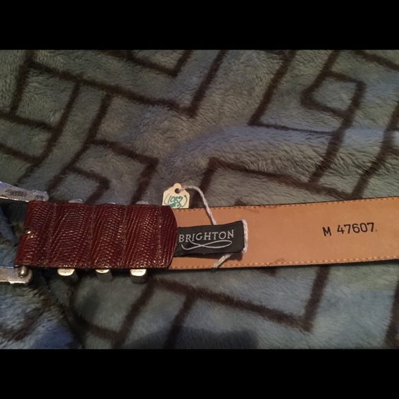 BRIGHTON LEATHER BELT  BROWN  GOLD & SILVER BUCKLE - Picture 3 of 5